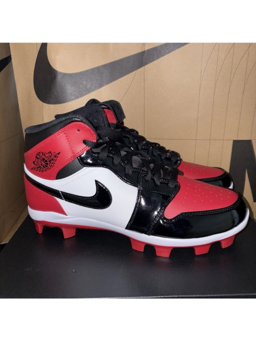 NEW Nike Air Jordan 1 Mid TD Football Bred Toe Patent FJ6805-601 Size 10